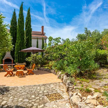 Temer Villa Pinezići