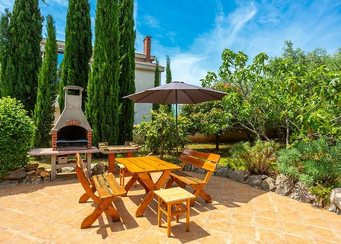 Temer Villa Pinezići