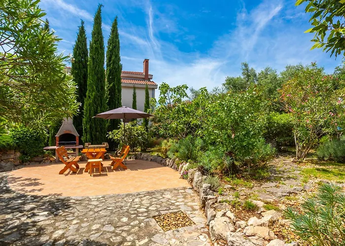 Temer Villa Pinezići